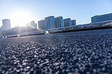 RPG游戏《邪恶国王与出色勇者》今天发售